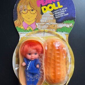 Vintage 1970s Amy Carter Doll in Peanut Shell by Fun World